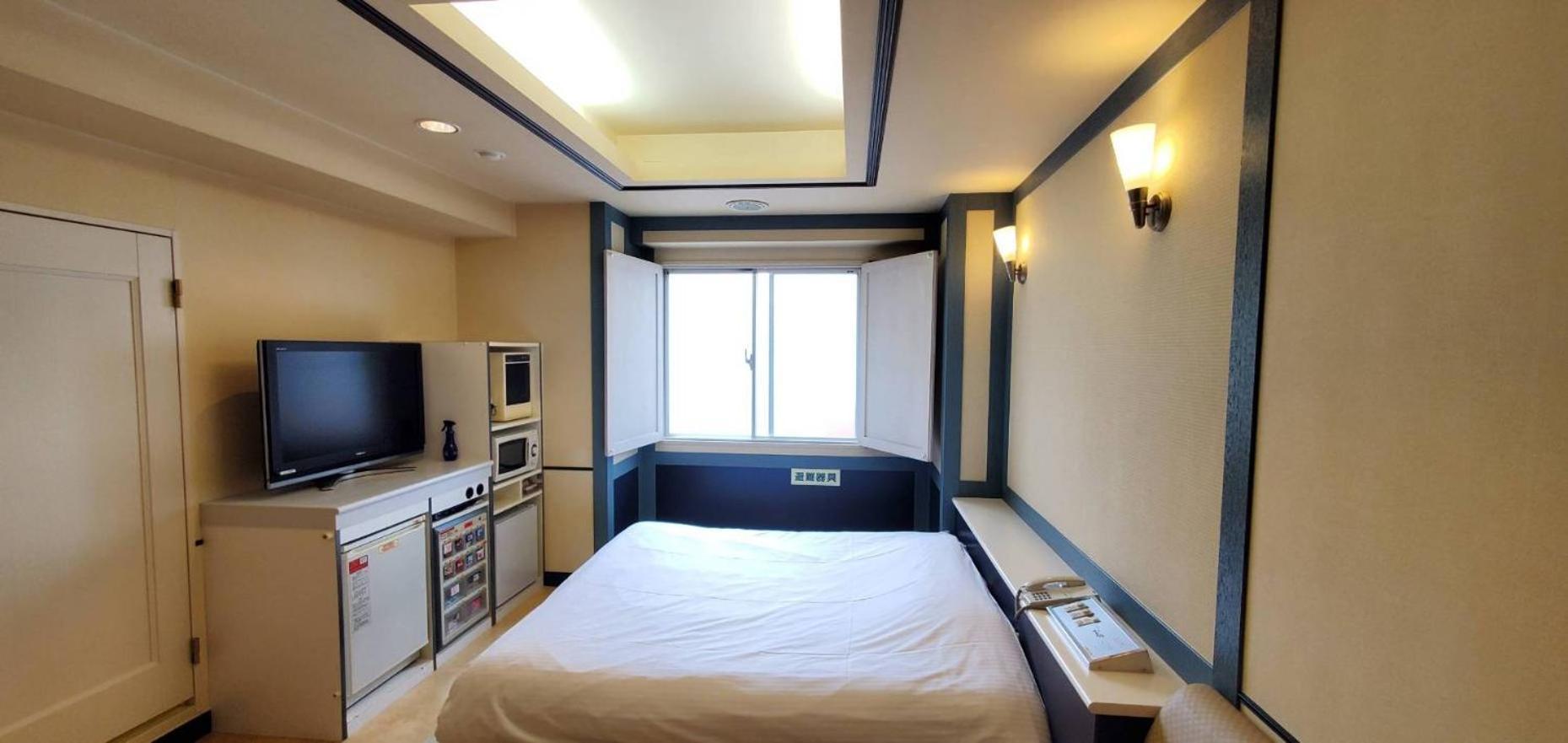 Hotel Golf Tsunashima (Adults Only) Йокохама Екстериор снимка